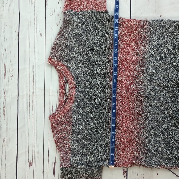 Bass Cropped Knit Sweater, pull over crew neck, women's size medium - Picture 5 of 7